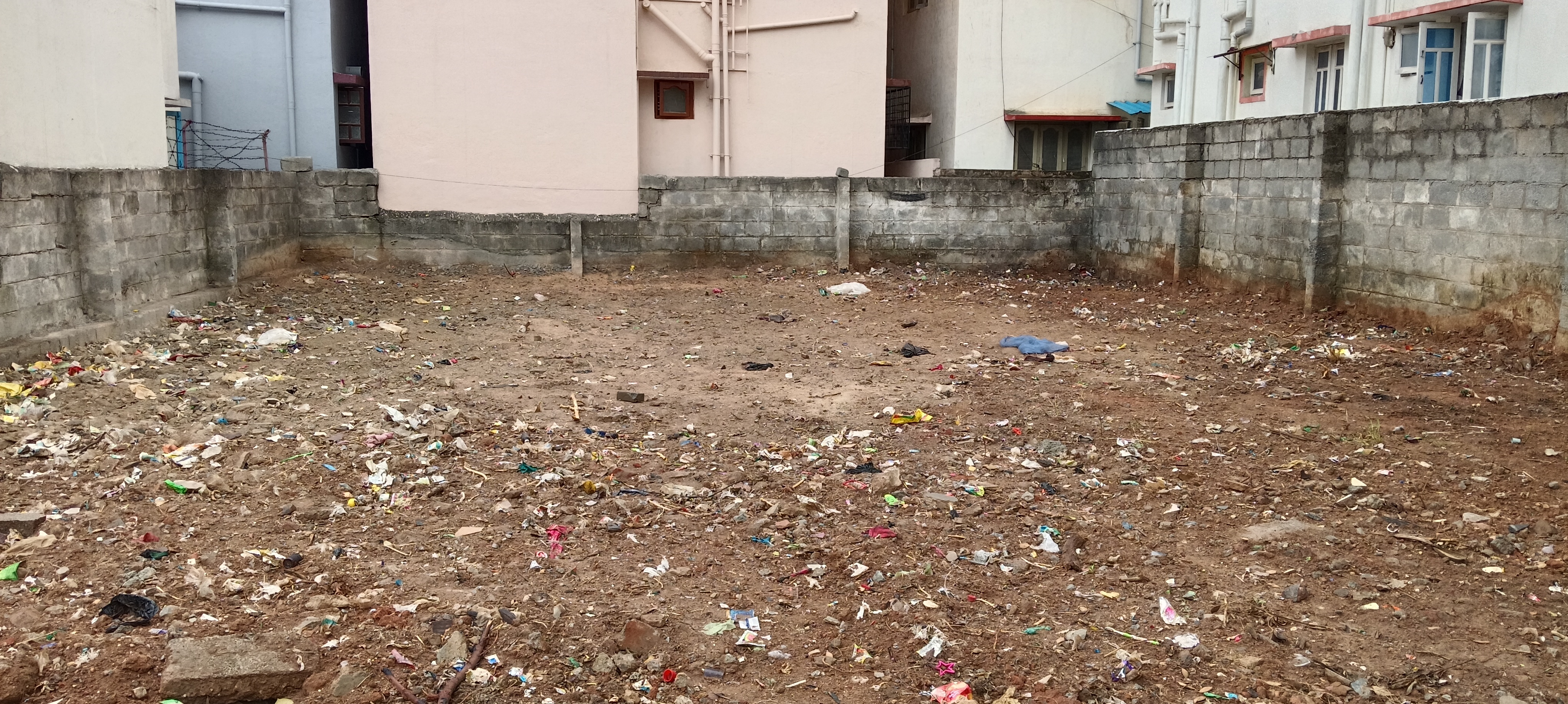 Plot For Sale in Residential Site 