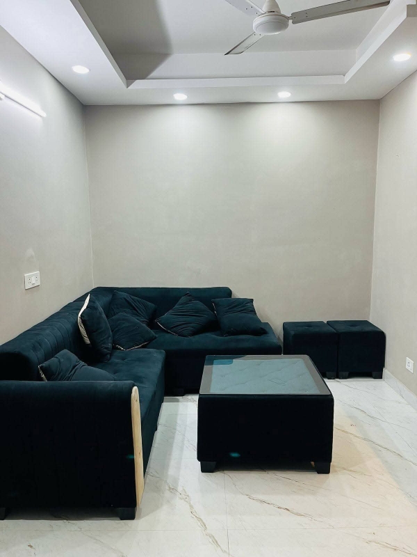 1 BHK Builder Floor For Rent in Saket