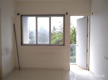 Room in 3 BHK Apartment at Garodia Girivan Paramjyoti, Ghatkopar East – for Rent