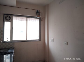 Room in 3 BHK Apartment at Garodia Girivan Paramjyoti, Ghatkopar East – for Rent