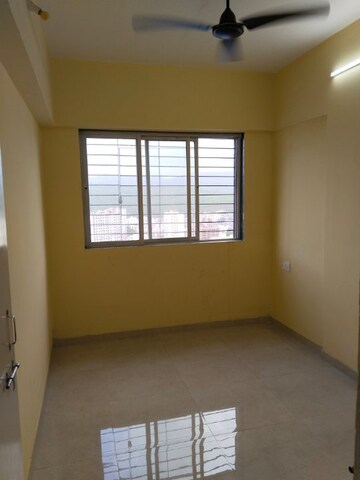 Bedroom in 1 BHK Apartment at Shanti CHS Dahisar, Dahisar East – for Rent