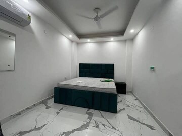 Bedroom in 2 BHK Builder Floor at Saket – for Rent