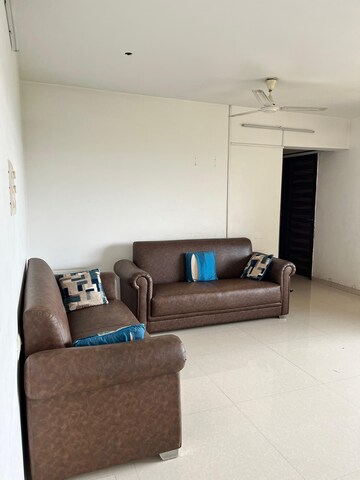 Bedroom in 3 BHK Apartment at Neelkanth Valley 1, Ghatkopar East – for Rent