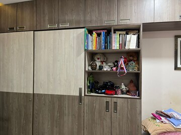 Furnished Amenities in 2 BHK Apartment at Srishti Harmony 3 Phase 1, Andheri East – for Rent