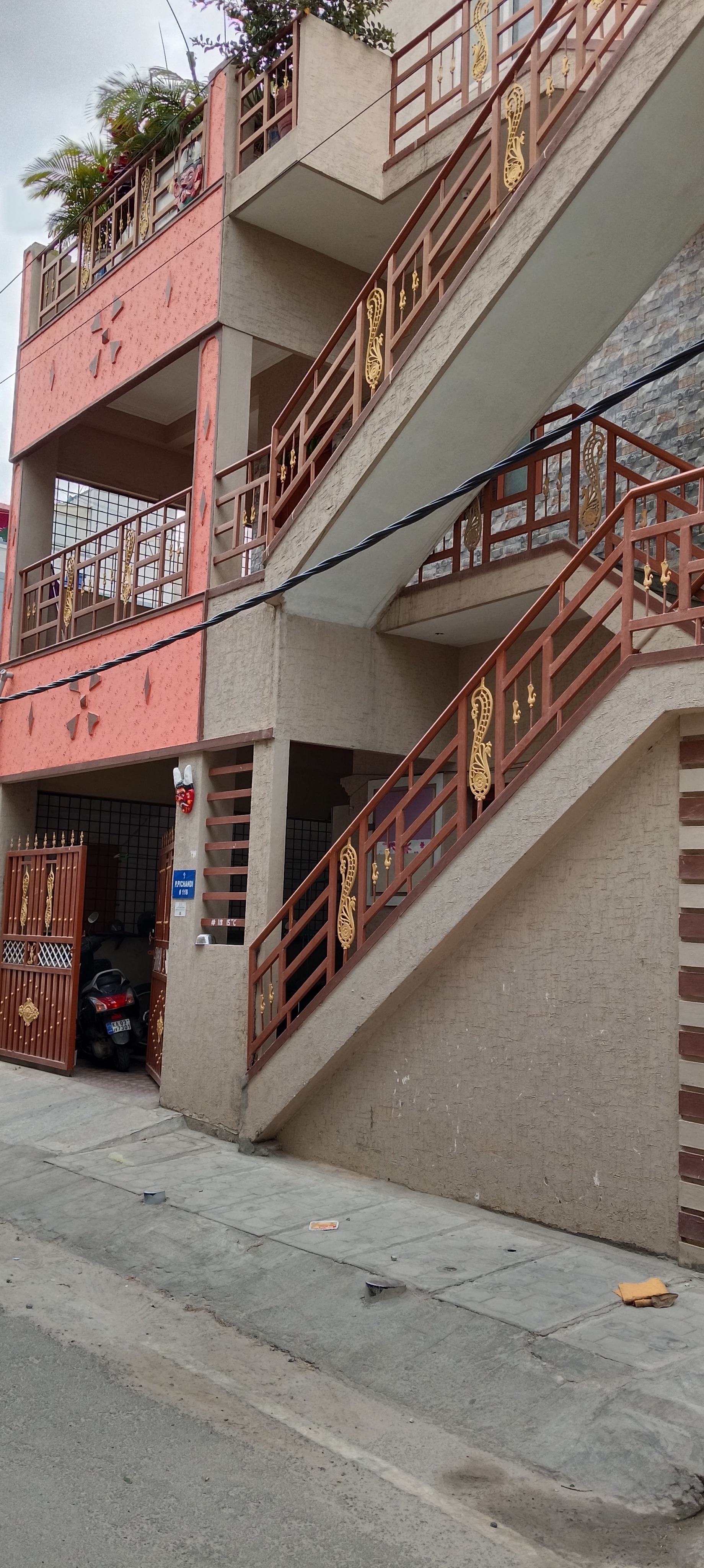 6 BHK + Pooja Room,Servant Room Independent House For Sale in Residential House 