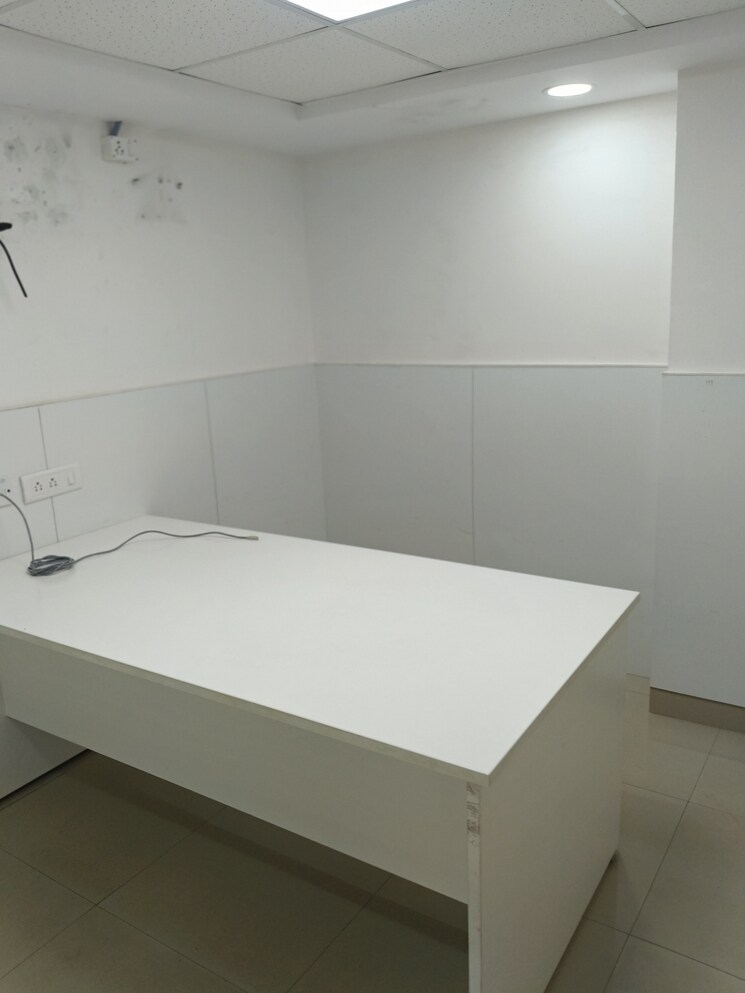 Bathroom, sns-premnivas Commercial Office Space 5000 Sq.Ft. In Infantry Road Bangalore 8961208