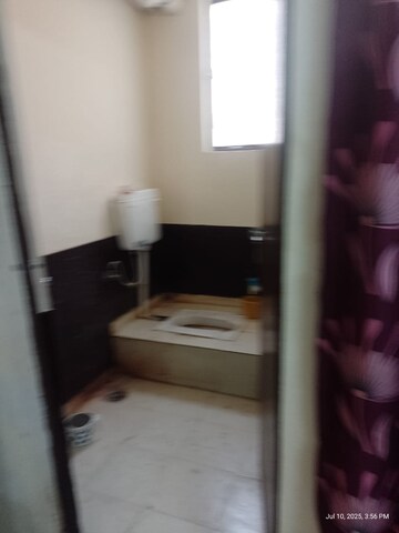 Bathroom in 1 RK Apartment at Omaxe Srishti And Sanskriti, Gomti Nagar – for Rent