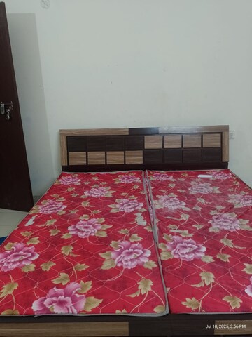 Bedroom in 1 RK Apartment at Omaxe Srishti And Sanskriti, Gomti Nagar – for Rent