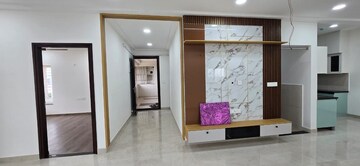 Room in 3 BHK Apartment at Aurobindo Kohinoor, Serilingampally – for Rent