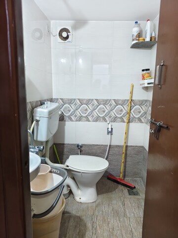 Bathroom in 1 RK Builder Floor at Halasuru – for Rent