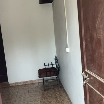 Building Lobby in 1 RK Independent House at RWA Apartments Sector 41, Sector 41 – for Rent