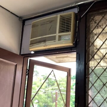Balcony in 1 RK Independent House at RWA Apartments Sector 41, Sector 41 – for Rent