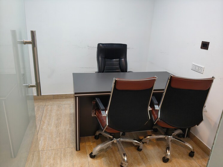 undefined, sector 63 Commercial Office Space 1600 Sq.Ft. In Sector 63 Noida 8961345