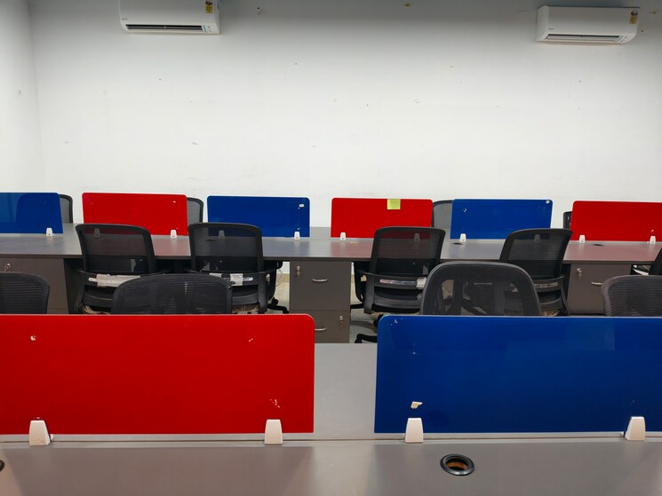 Team Area, sector 63 Commercial Office Space 1600 Sq.Ft. In Sector 63 Noida 8961345