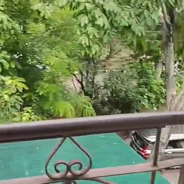 Balcony in 2 BHK Independent House at RWA Apartments Sector 40, Sector 40 – for Rent