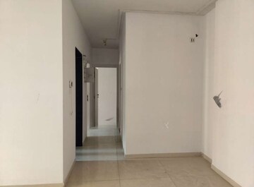 2 BHK Apartment For Rent in Rustomjee Urbania Azziano, Thane West