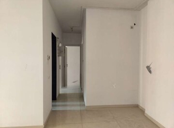 2 BHK Apartment For Rent in Rustomjee Urbania Azziano, Thane West