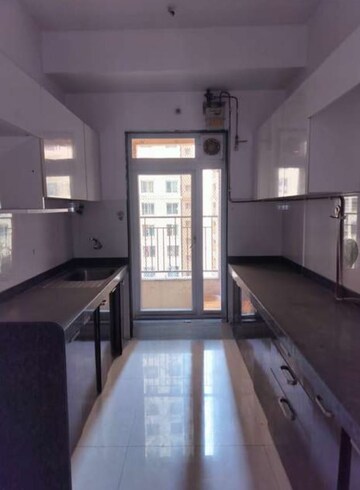 Master Bedroom in 2 BHK Apartment at Rustomjee Urbania Azziano, Thane West – for Rent