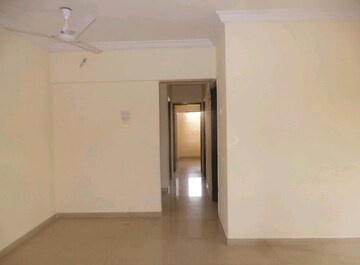 Room in 2 BHK Apartment at Cosmos Jewels Ruby, Ghodbunder Road – for Rent