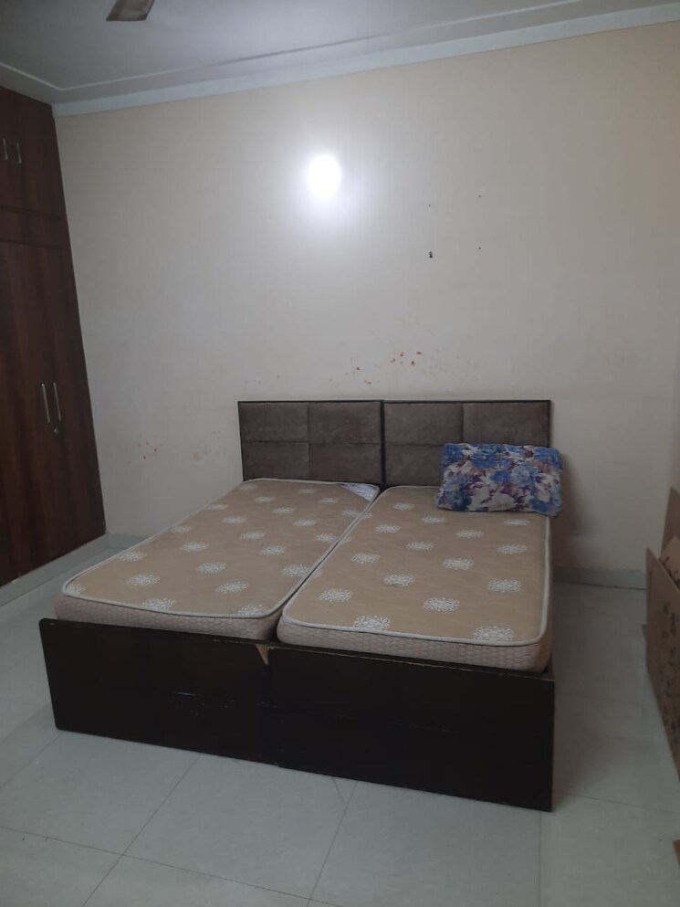 Bedroom, mvl-ipark 2 Bedroom 1800 Sq.Ft. Builder Floor In Sector 15 Gurgaon 8961487