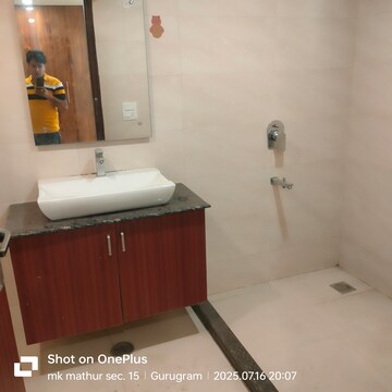 Furnished Amenities in 3 BHK Builder Floor at AKD Tower, Sector 14 – for Rent