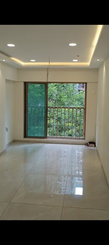 Room in 2 BHK Apartment at Sai Vaibhav, Ghatkopar East – for Rent