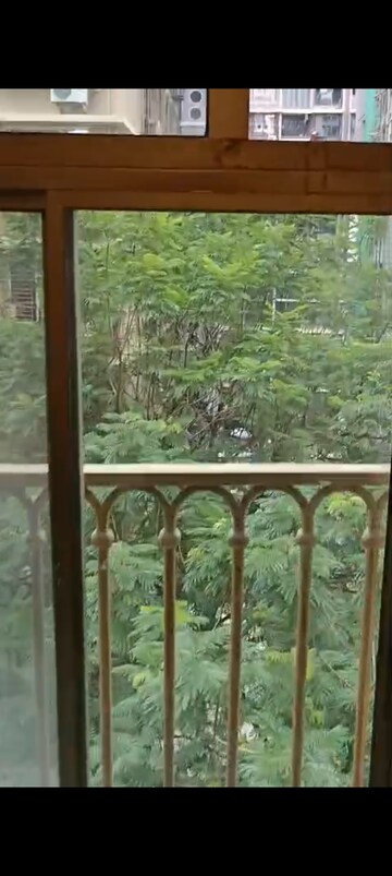 Furnished Amenities in 2 BHK Apartment at Sai Vaibhav, Ghatkopar East – for Rent