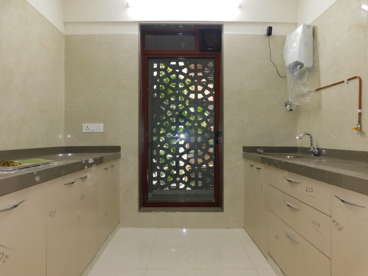 Bathroom, rna-continental 3 Bedroom 1046 Sq.Ft. Apartment In Chembur Mumbai 8961543