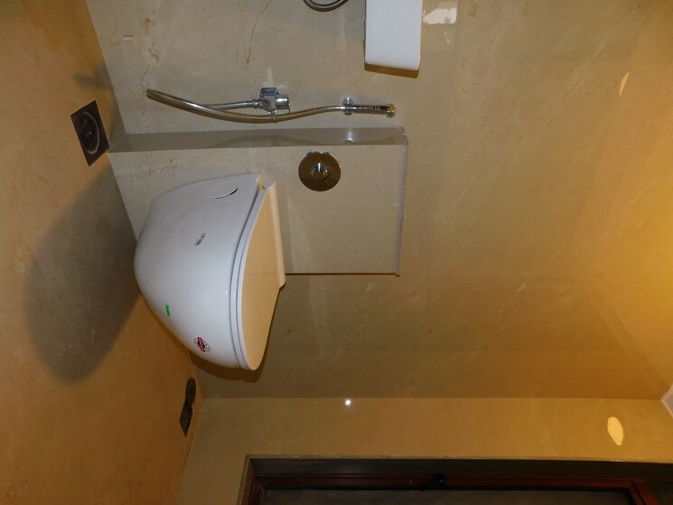 Bathroom, rna-continental 3 Bedroom 1046 Sq.Ft. Apartment In Chembur Mumbai 8961543