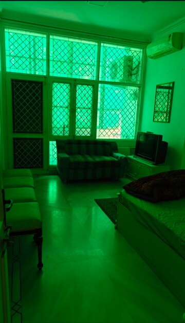 Living Room in 3 BHK Builder Floor at Panchsheel Enclave – for Rent