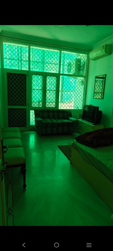 Living Room in 3 BHK Builder Floor at Panchsheel Enclave – for Rent