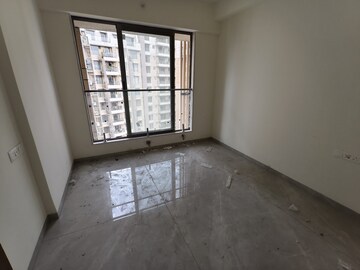 Room in 3 BHK Apartment at Hubtown Seasons, Chembur – for Rent