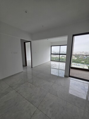 Room in Studio Apartment at Jhamtani Elevate, Mundhwa – for Sale