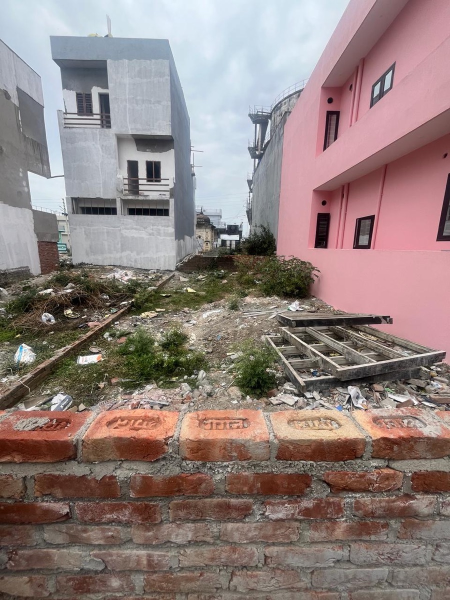 Plot For Sale in Sahastradhara Road