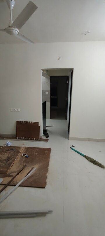 Furnished Amenities in 2 BHK Builder Floor at Dinaco Darshan CHS, Dahisar West – for Rent