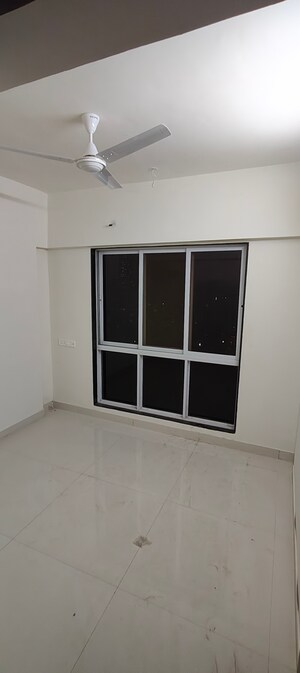 Room in 1 BHK Builder Floor at Dinaco Darshan CHS, Dahisar West – for Sale