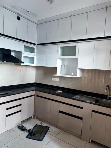 Kitchen in 3 BHK Apartment at Omaxe The Palace, Gomti Nagar – for Rent