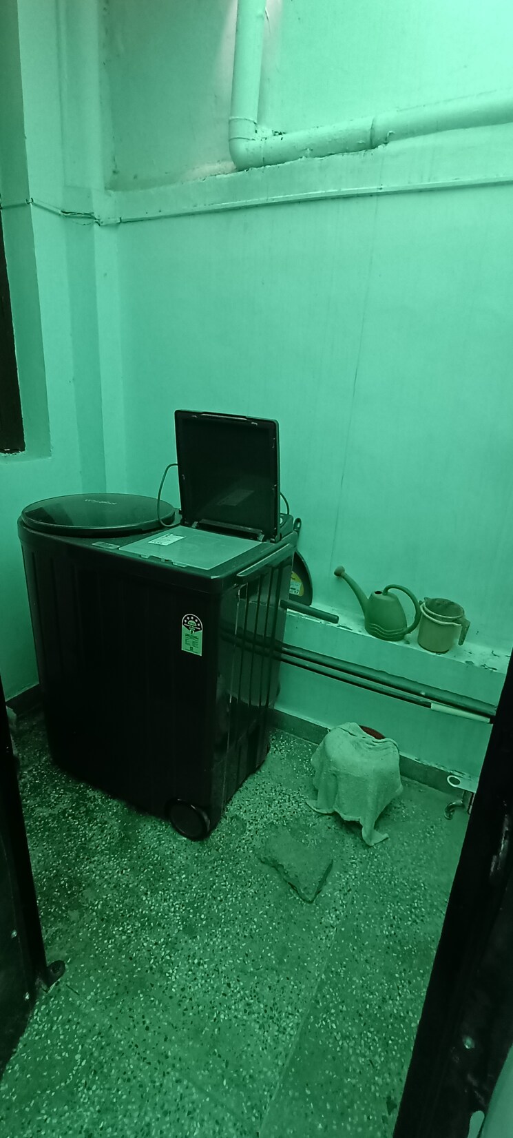 Team Area, chittaranjan park 1.5 Bedroom 500 Sq.Ft. Builder Floor In Chittaranjan Park Delhi 8961618