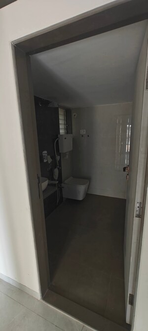 Bathroom in 2 BHK Apartment at Agarwal And Doshi Complex, Vasai West – for Sale