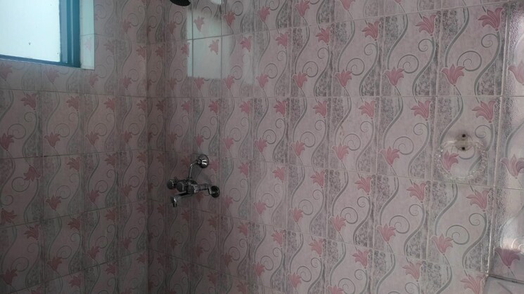 Bathroom, sector 56 2 Bedroom 2100 Sq.Ft. Builder Floor In Sector 56 Gurgaon 8961627