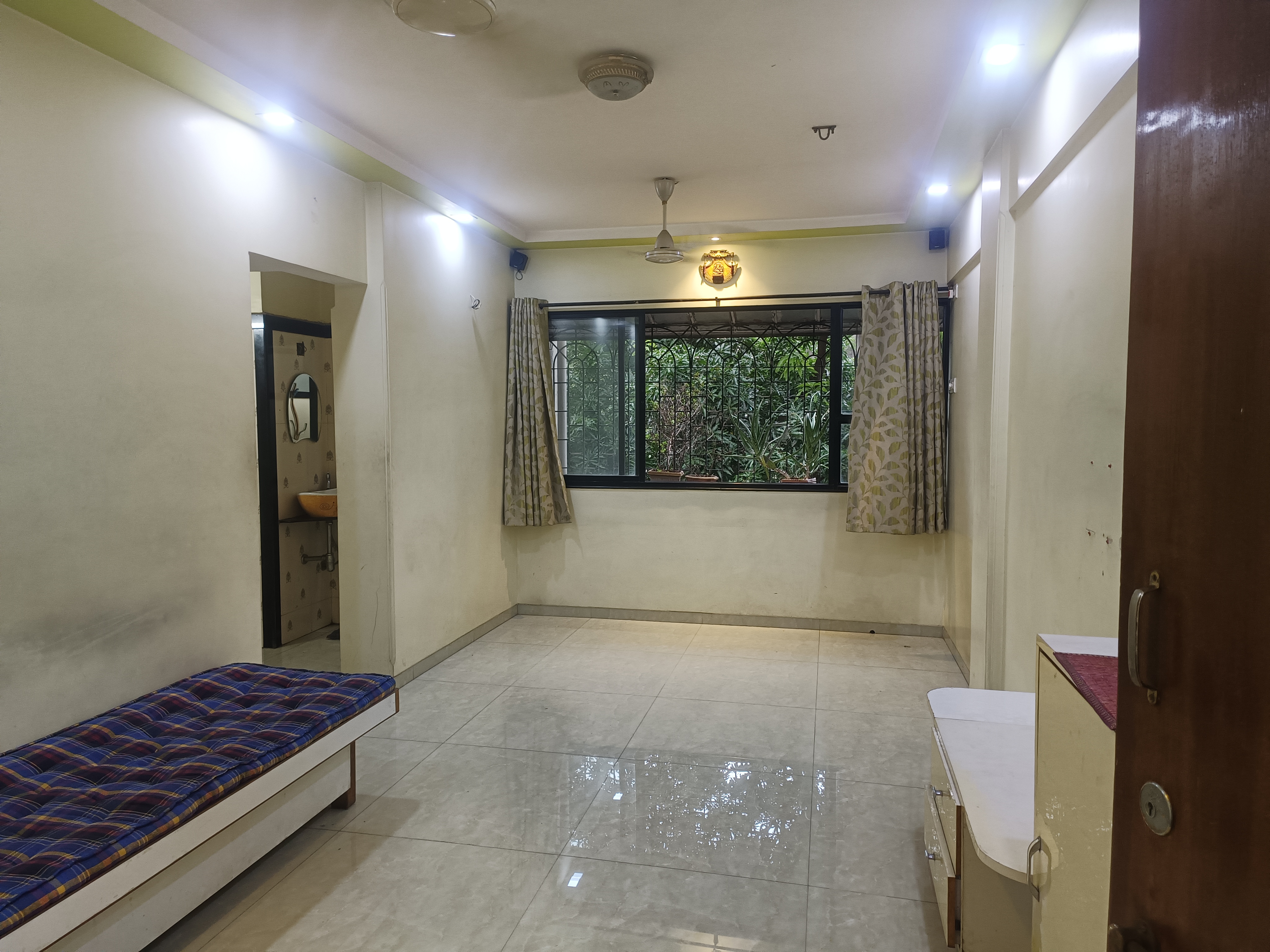 1 BHK + Study Room Apartment For Sale in Oswal Park