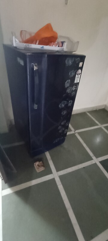 Furnished Amenities in 1.5 BHK Builder Floor at Kalkaji – for Rent