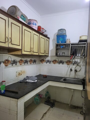 Kitchen in 2 BHK Builder Floor at Sector 46 – for Rent