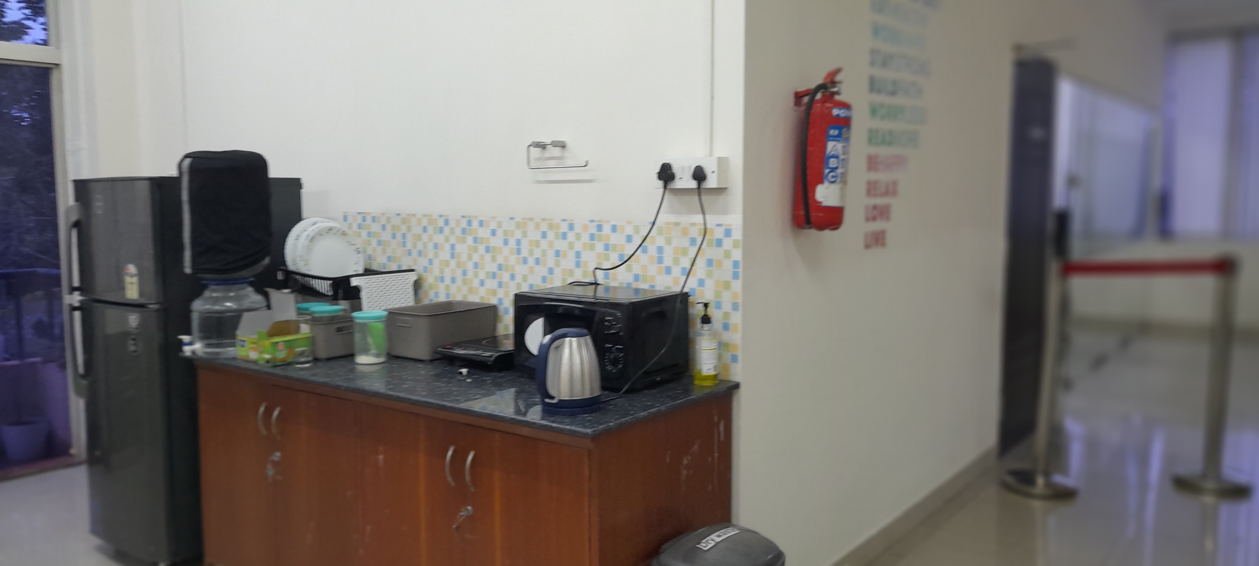 Office Space For Rent in Commercial  Building 