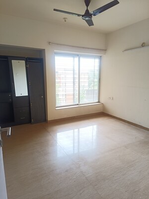 Room in 2 BHK Apartment at Kalpataru Hills Phase II, Manpada – for Sale