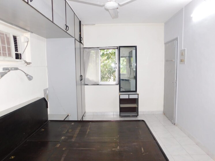Room, pali hill 1 Bedroom 600 Sq.Ft. Apartment In Pali Hill Mumbai 8961665