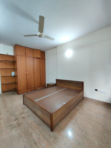 Room in 2 BHK Apartment at Santacruz West – for Sale