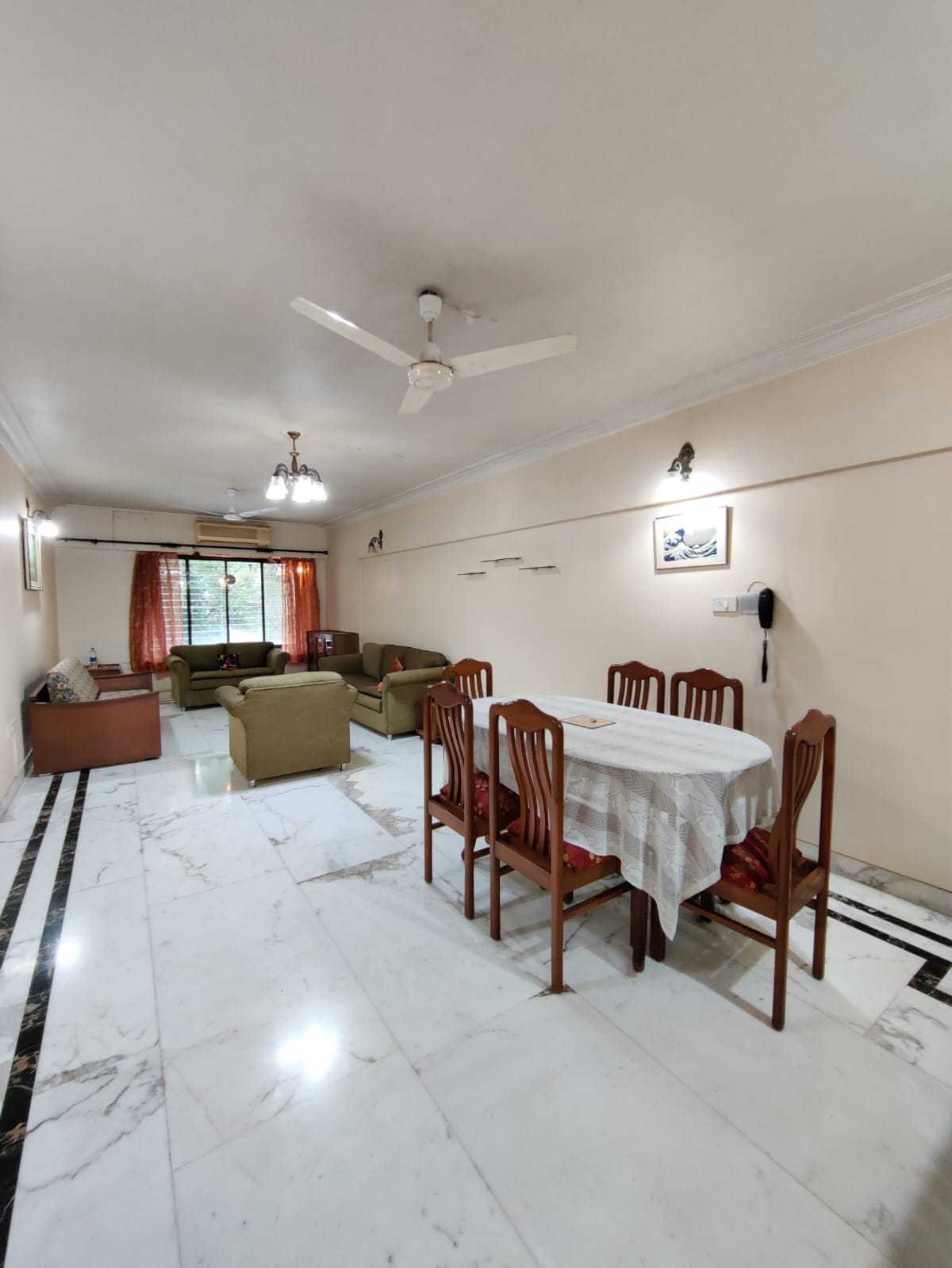 2 BHK Apartment For Sale in Confidential 