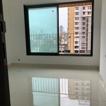 Room in 2 BHK Apartment at Kolte Patil Evara, Kastur Park – for Rent