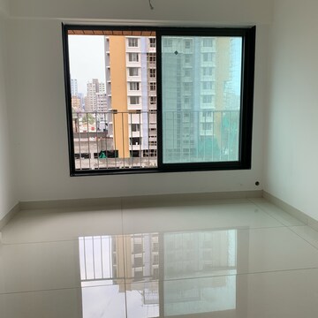 Room in 2 BHK Apartment at Kolte Patil Evara, Kastur Park – for Rent